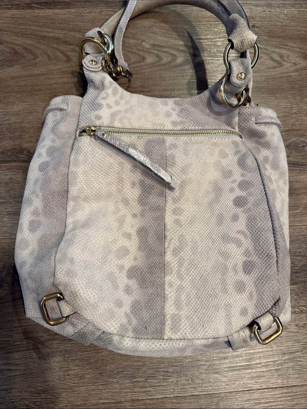 G.I.L.I. GOT IT LOVE IT Gray Snakeskin Leather Convertible Handbag Backpack - Picture 8 of 11